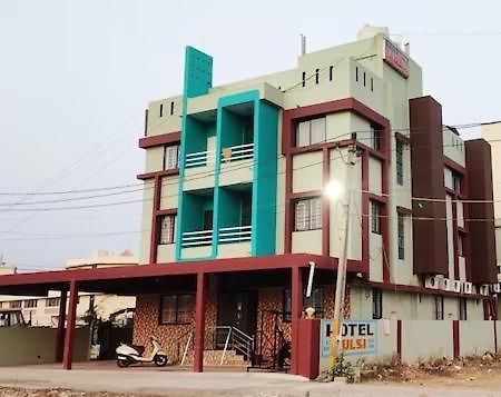 Hotel Mahakal Tulsi Somnāth المظهر الخارجي الصورة